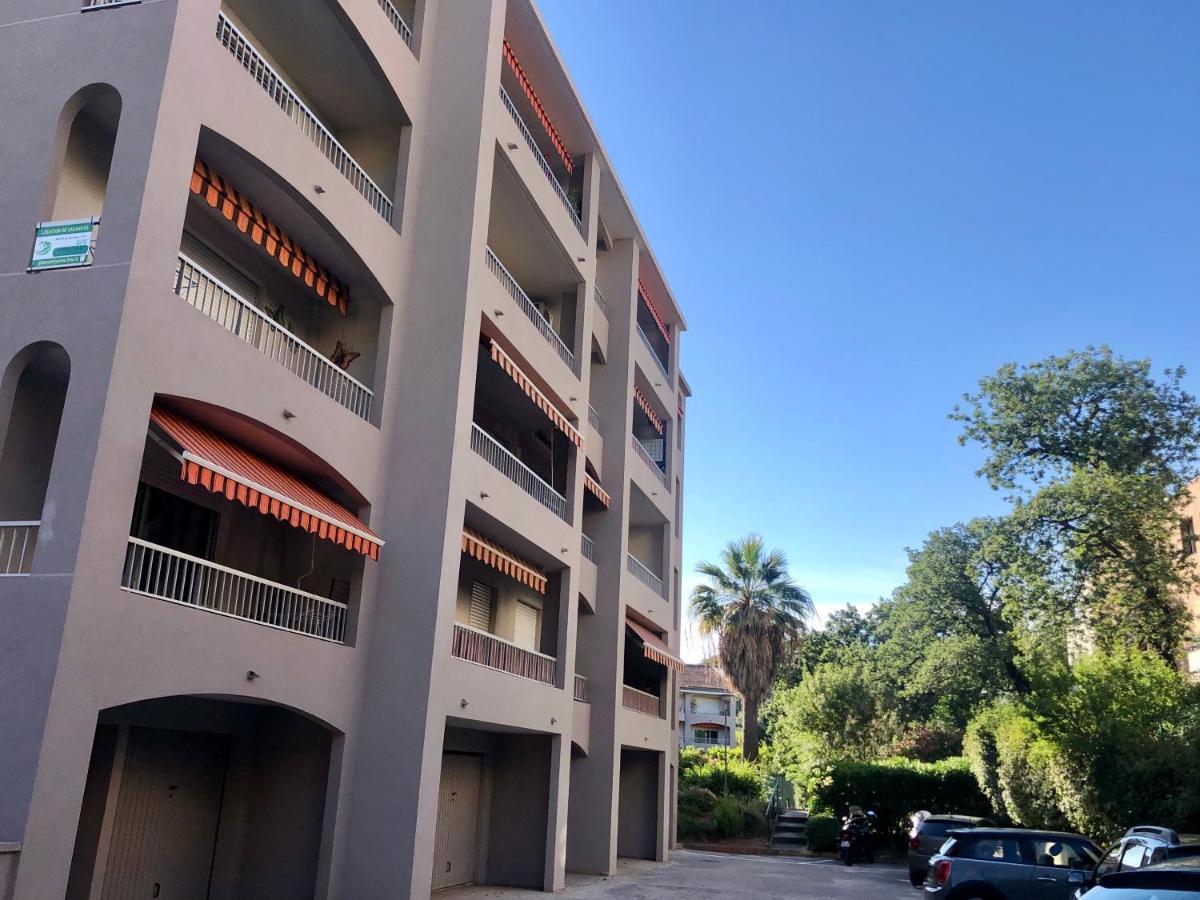 Grand Studio A Hyeres Entre Mer Et Ville المظهر الخارجي الصورة